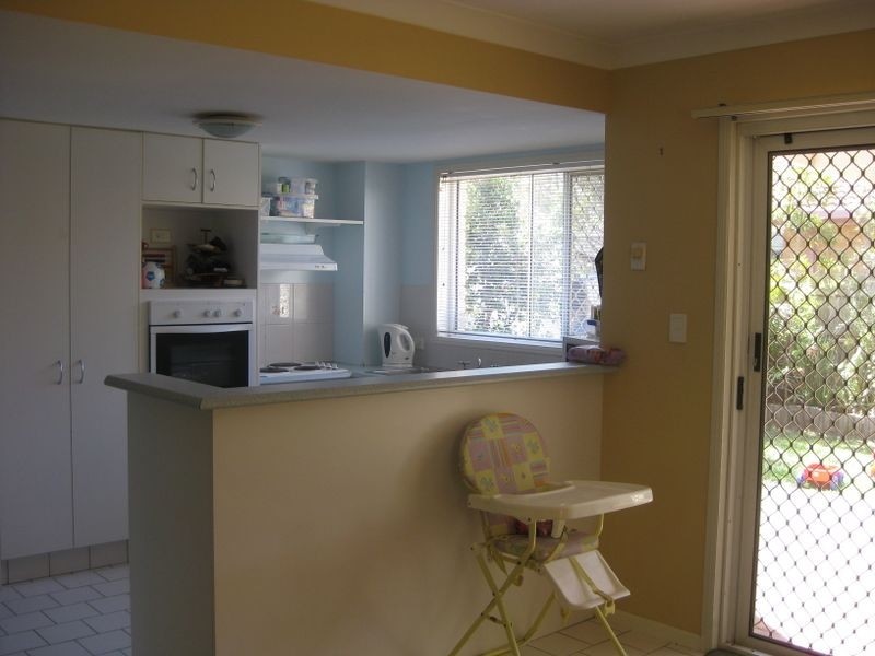 2/17 Kenny Drive, Labrador QLD 4215