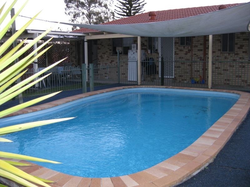 244 Mildura Drive, Helensvale QLD 4212