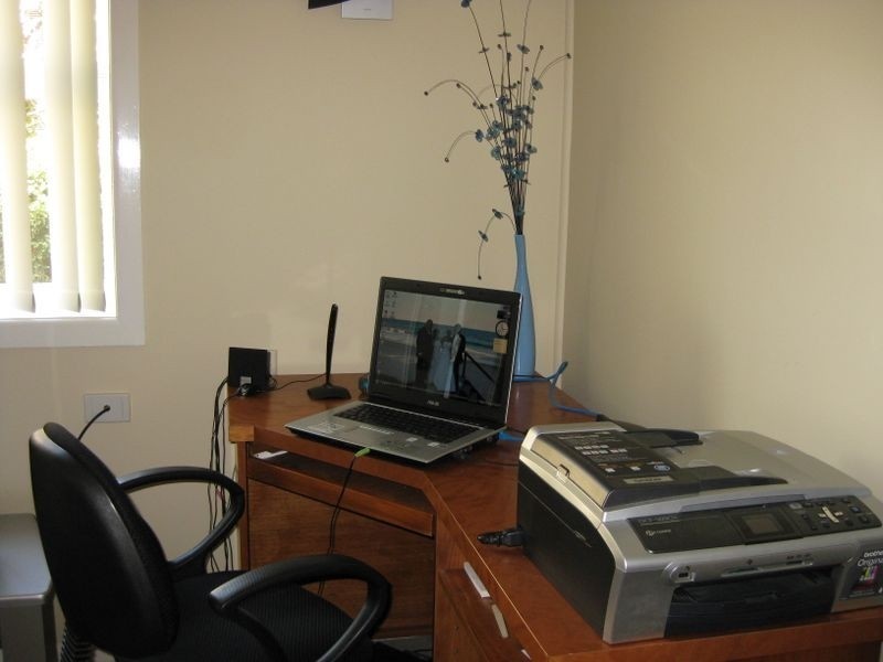 1/16 Sutherland Avenue, Labrador QLD 4215