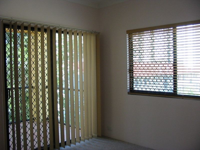 15/143 Frank Street, Labrador QLD 4215