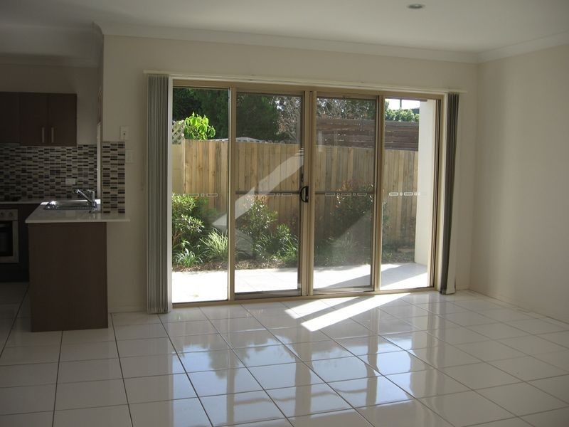 4/27 Government Road, Labrador QLD 4215