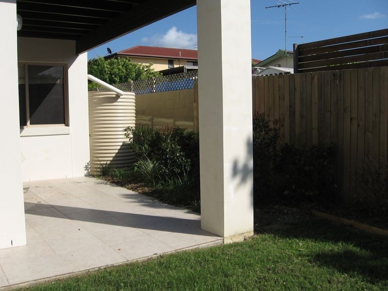 4/27 Government Road, Labrador QLD 4215