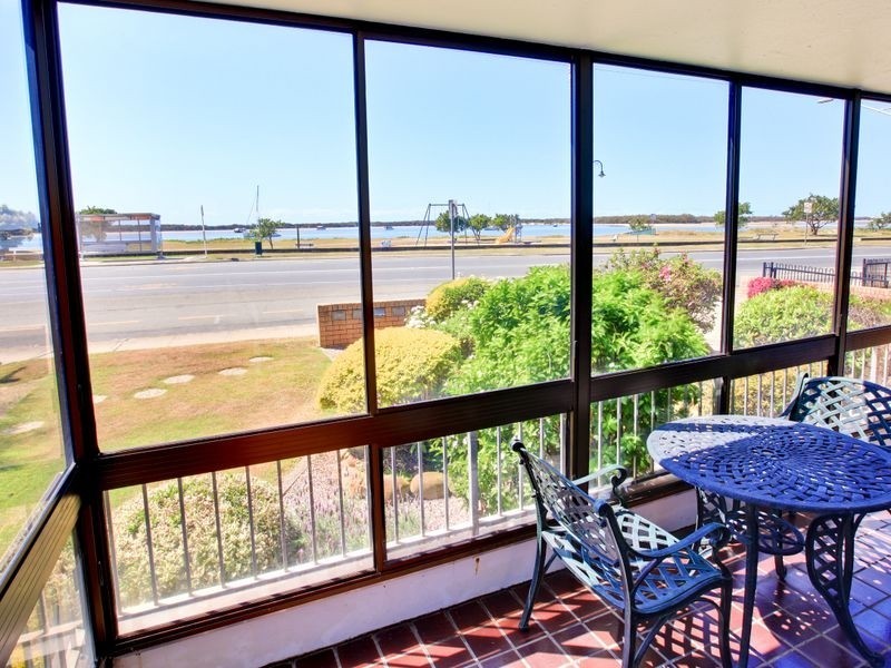 1/548 Marine Parade, Biggera Waters QLD 4216