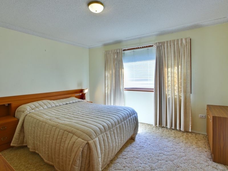 1/548 Marine Parade, Biggera Waters QLD 4216