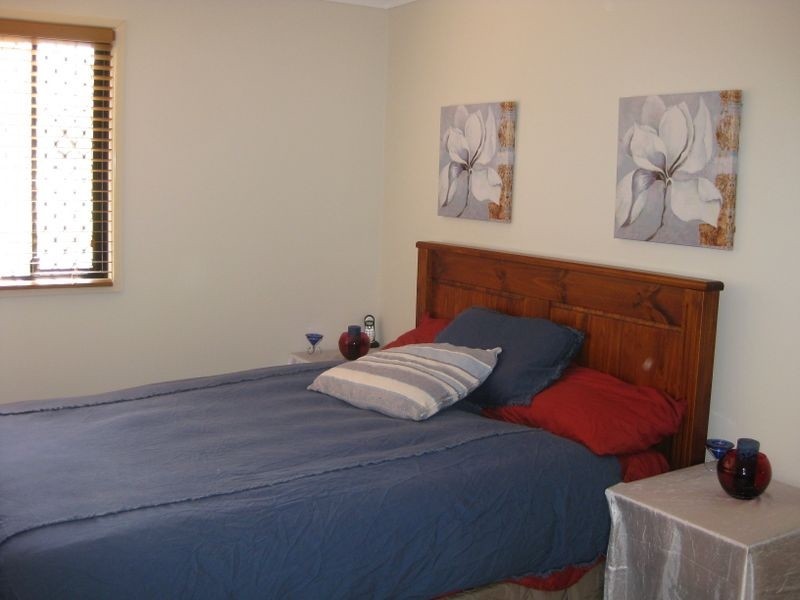 8/72 Imperial Parade, Labrador QLD 4215