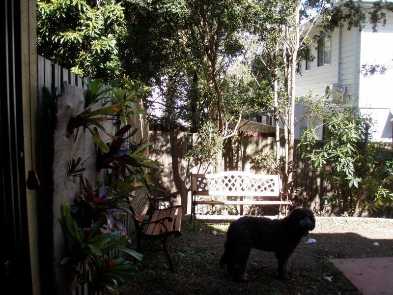 8/72 Imperial Parade, Labrador QLD 4215