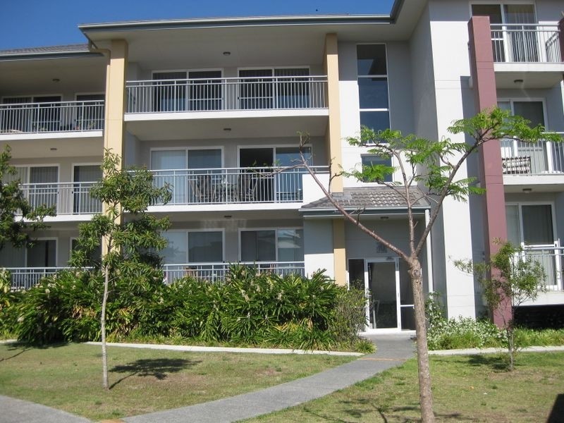 1013/33 Clark Street, Biggera Waters QLD 4216