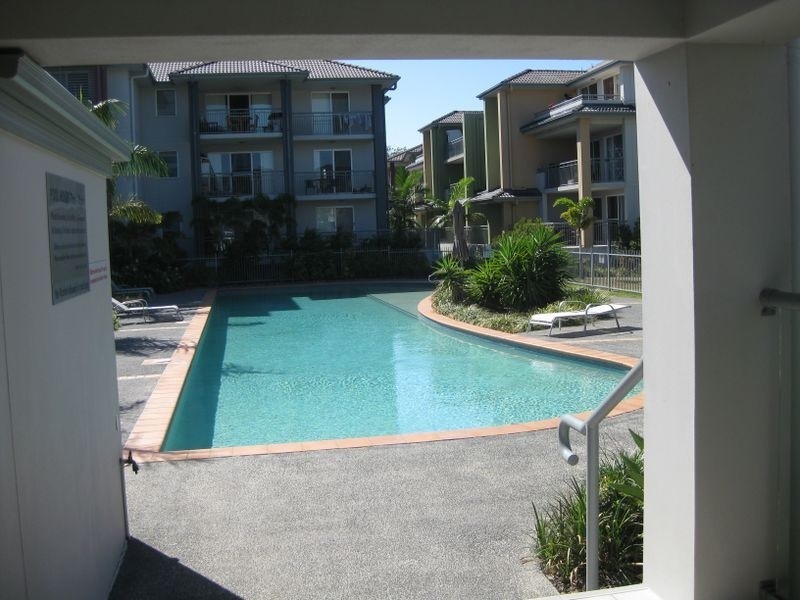 1004/33 Clark Street, Biggera Waters QLD 4216