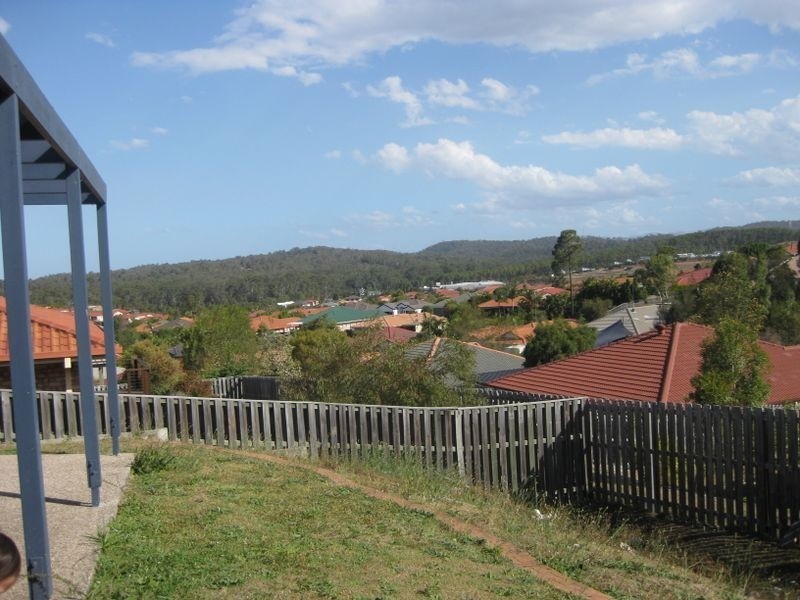 10 Pago Terrace, Pacific Pines QLD 4211