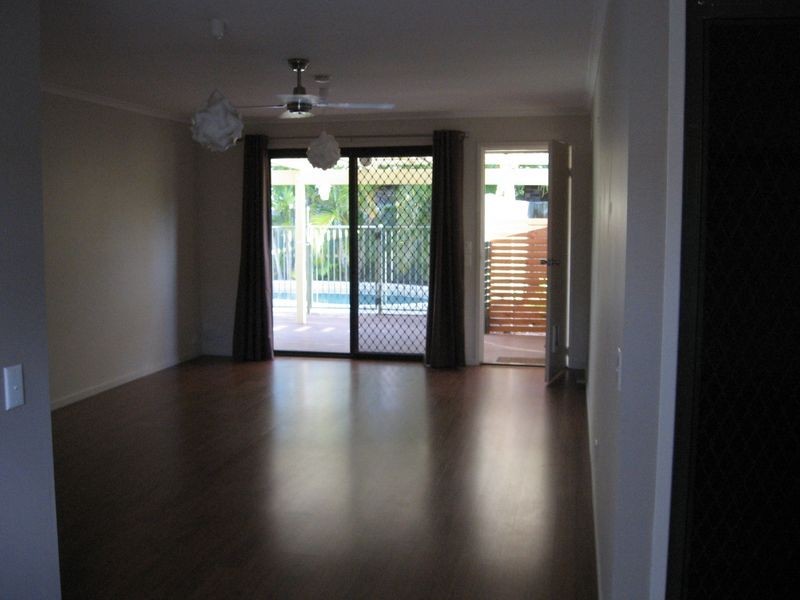 2/64 Botanical Drive, Labrador QLD 4215