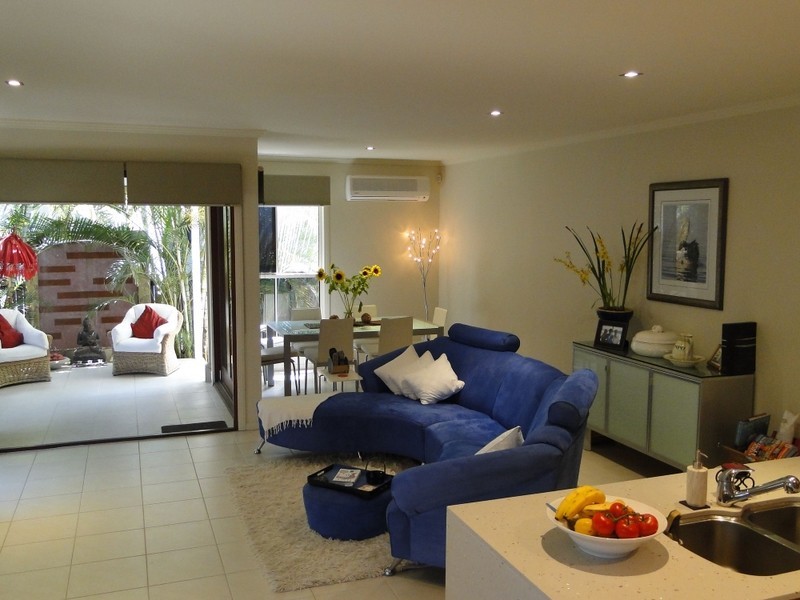 1/7 Broadwater Street, Runaway Bay QLD 4216