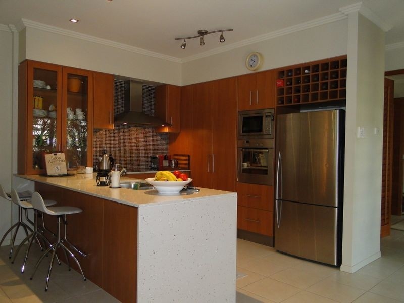 1/7 Broadwater Street, Runaway Bay QLD 4216