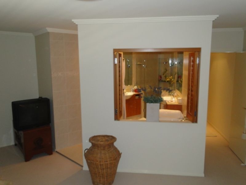 1/7 Broadwater Street, Runaway Bay QLD 4216