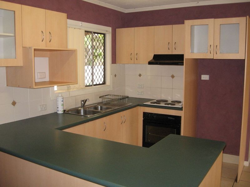 1 Penrock Parade, Labrador QLD 4215