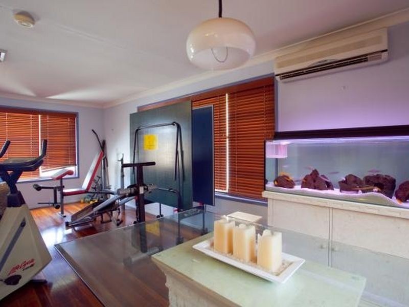 24 White Street, Southport QLD 4215