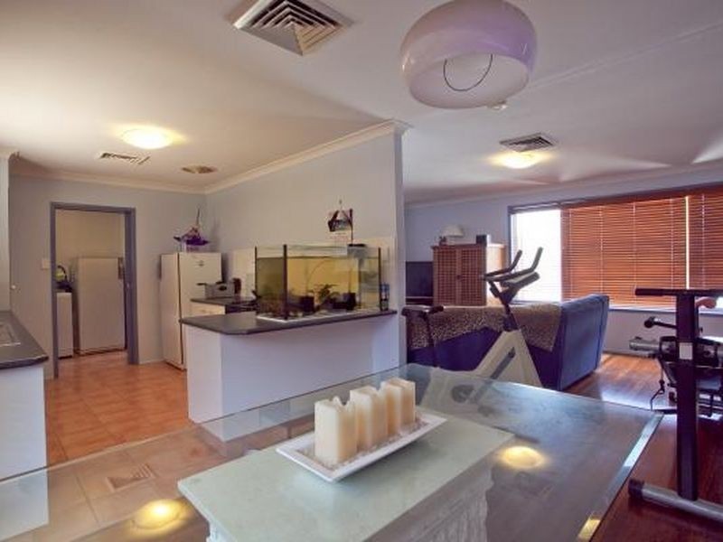 24 White Street, Southport QLD 4215