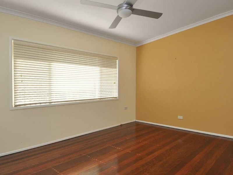 10 Rathbone Place, Labrador QLD 4215