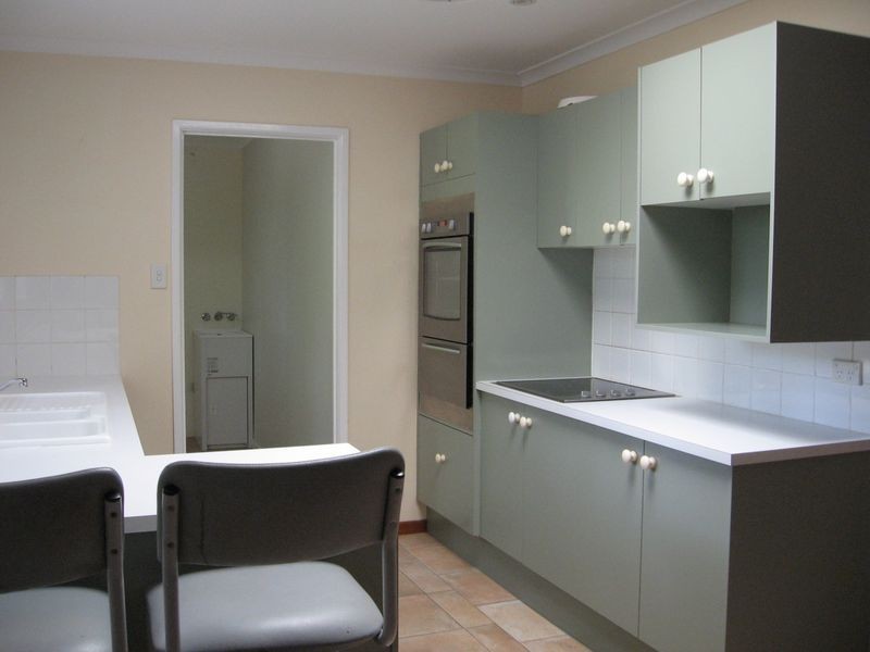 10 Rathbone Place, Labrador QLD 4215