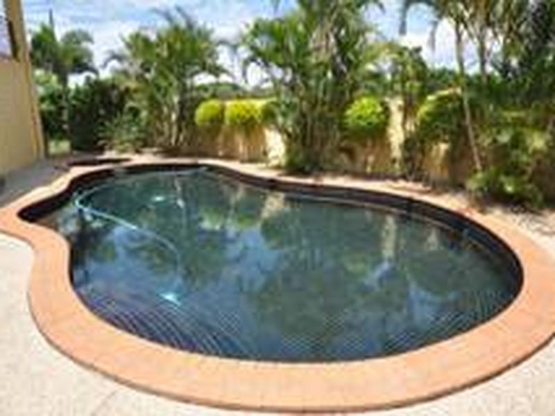 2/14 Pendraat Parade, Hope Island QLD 4212