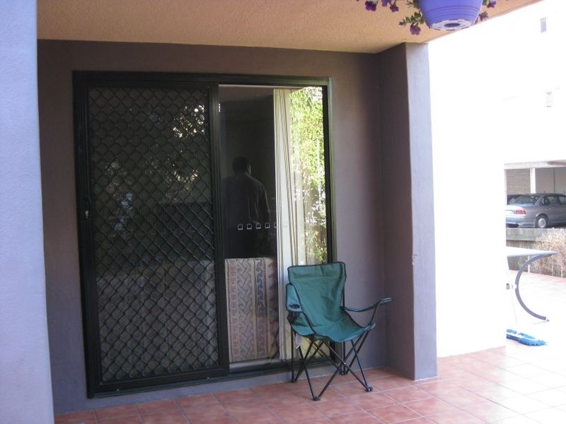 2/5 Loder Street, Biggera Waters QLD 4216