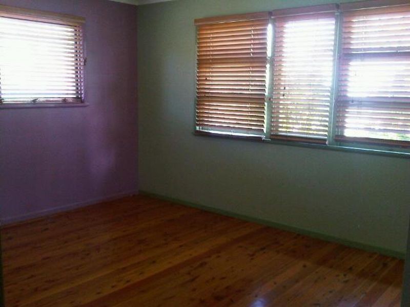 69 Broad Street, Labrador QLD 4215