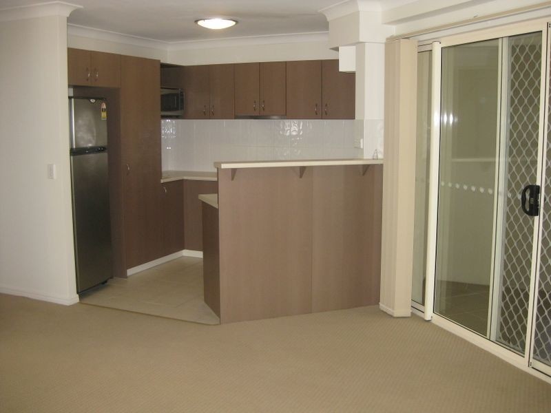 3/131 Muir Street, Labrador QLD 4215