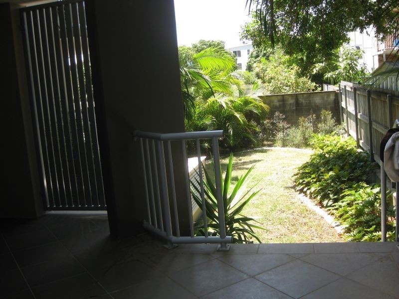 3/131 Muir Street, Labrador QLD 4215