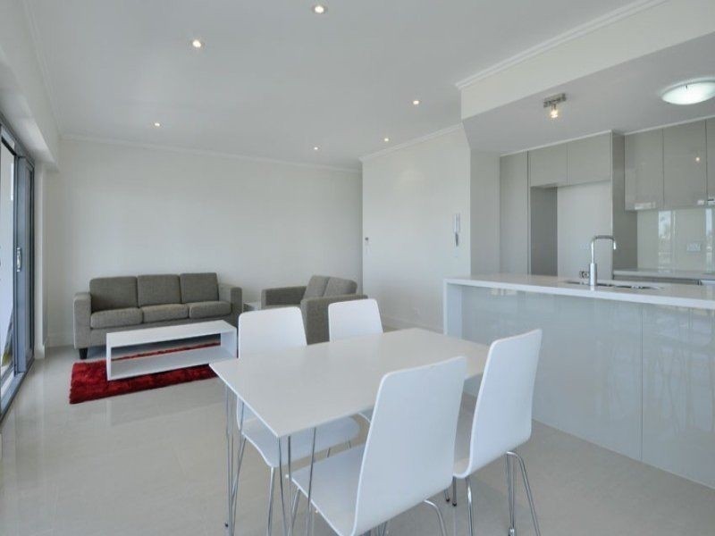 508 Marine Parade, Biggera Waters QLD 4216