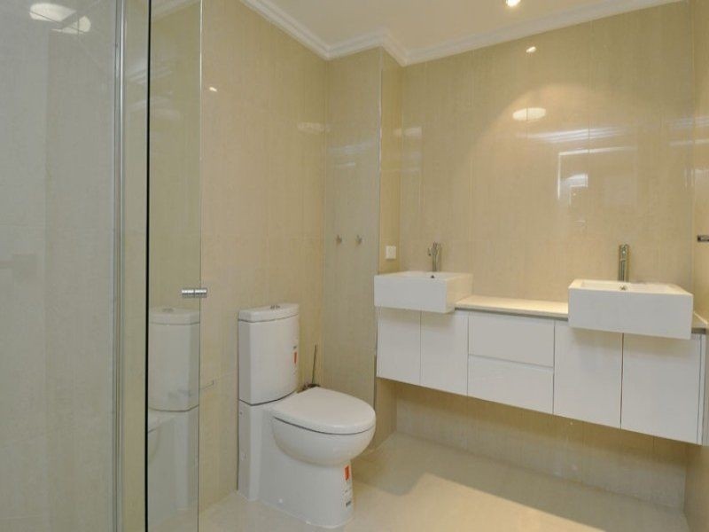 508 Marine Parade, Biggera Waters QLD 4216