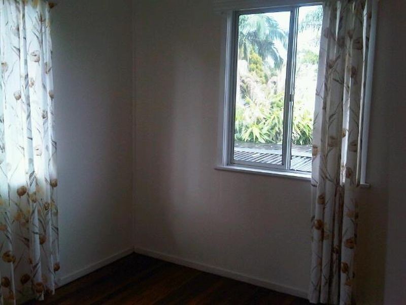 42 Ashbourne Terrace, Biggera Waters QLD 4216