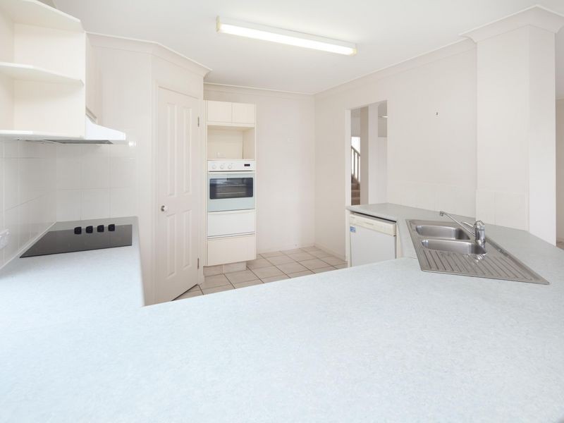 24 Karema Crescent, Runaway Bay QLD 4216