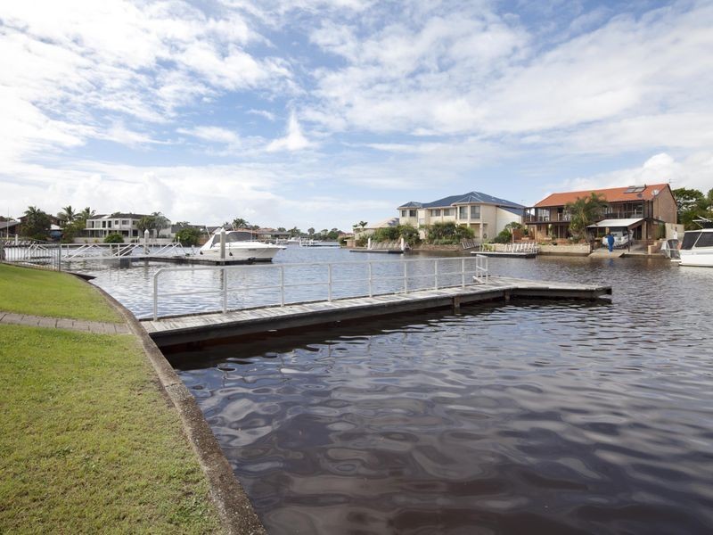 24 Karema Crescent, Runaway Bay QLD 4216