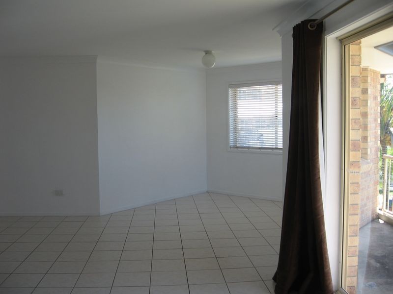 11/10 Brisbane Road, Labrador QLD 4215