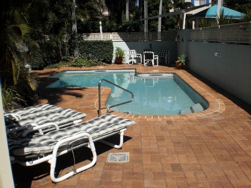 Biggera Waters QLD 4216