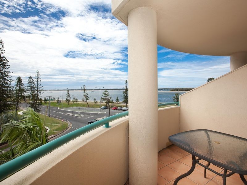 42/484 Marine Parade, Biggera Waters QLD 4216