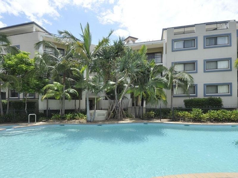 105/392 Marine Parade, Labrador QLD 4215