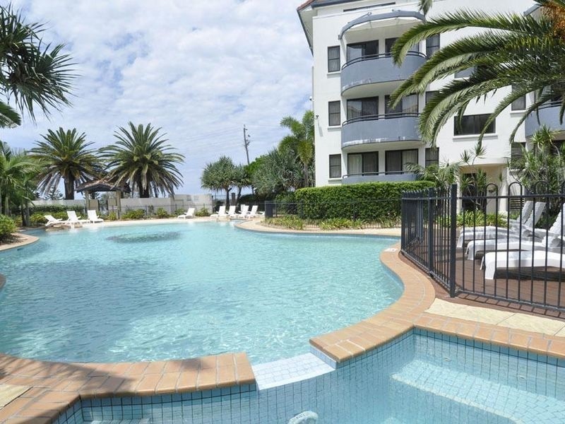 105/392 Marine Parade, Labrador QLD 4215
