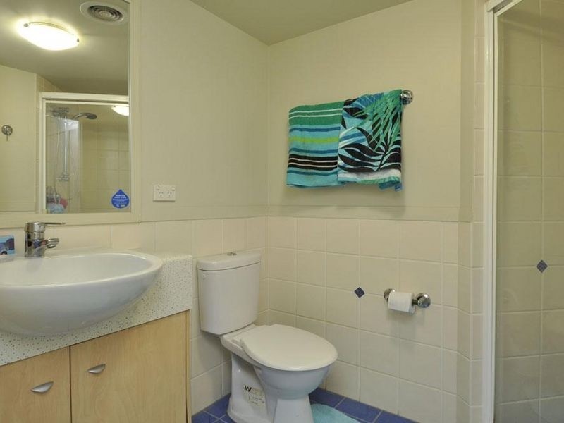 105/392 Marine Parade, Labrador QLD 4215