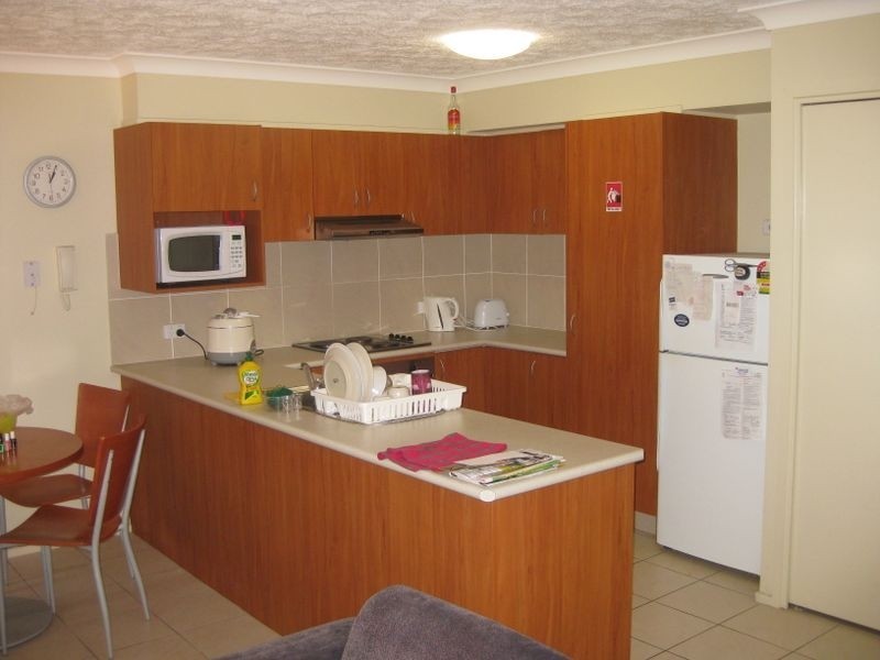 3/7 Brown Street, Labrador QLD 4215