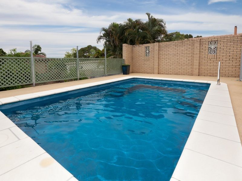 82 Imperial Parade, Labrador QLD 4215