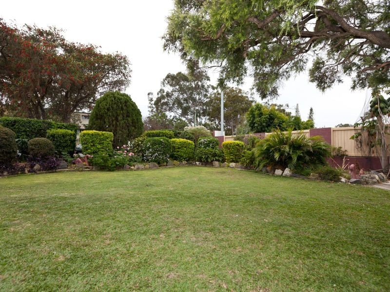 82 Imperial Parade, Labrador QLD 4215