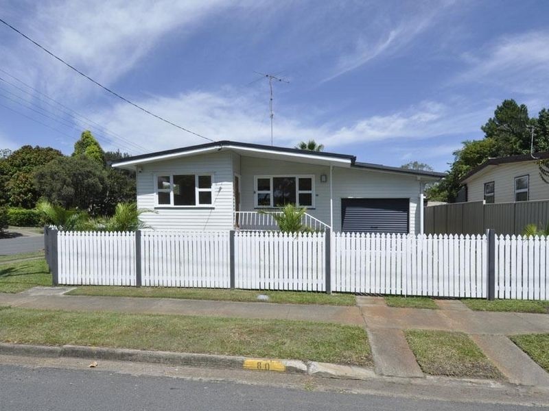 80 Turpin Road, Labrador QLD 4215