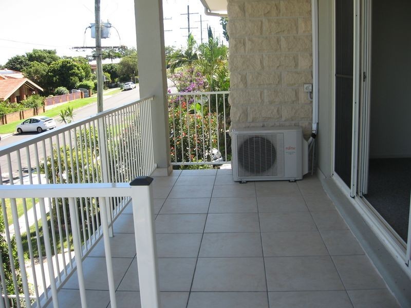 1A/30 Harley Street, Labrador QLD 4215