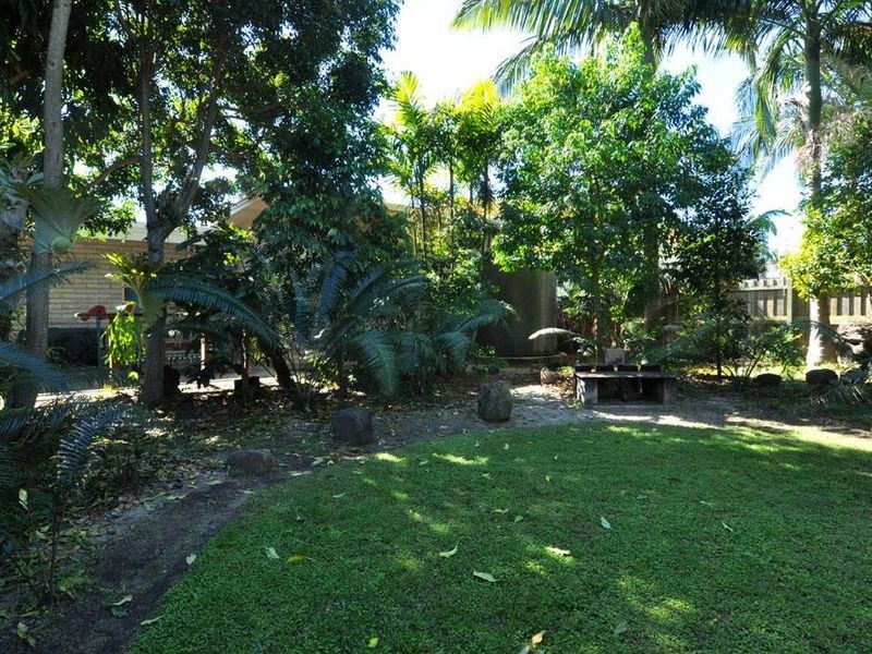 10 Rathbone Place, Labrador QLD 4215