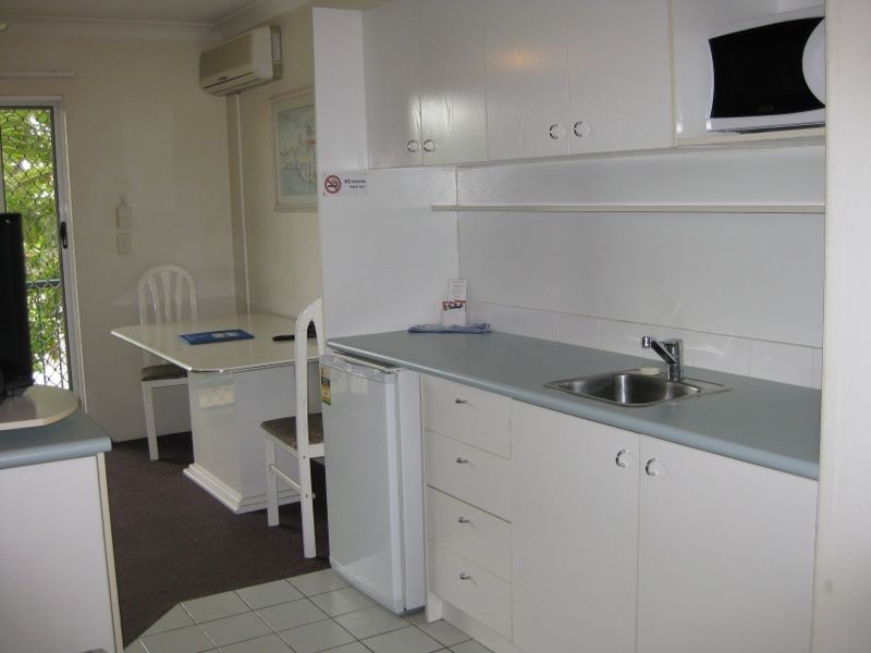 19/125 Frank Street, Labrador QLD 4215