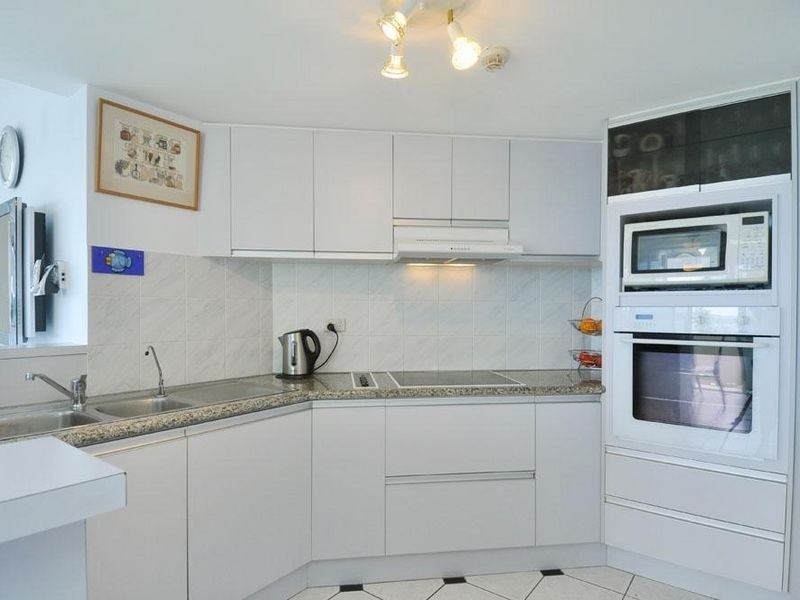 12/204 Marine Parade, Labrador QLD 4215