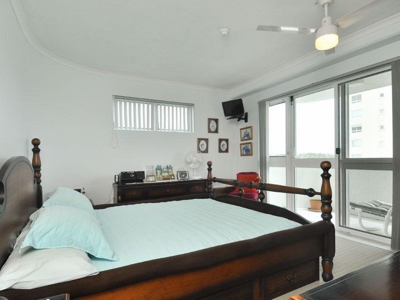 12/204 Marine Parade, Labrador QLD 4215