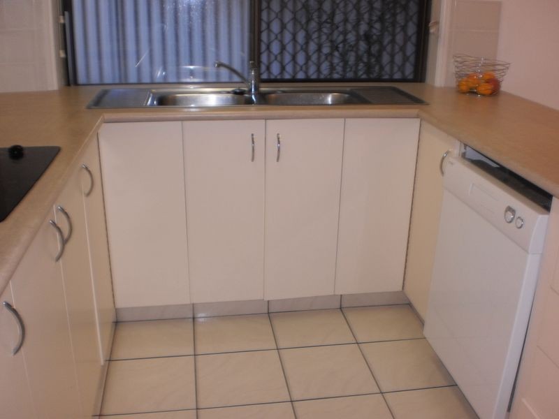 2/24 Loder Street, Biggera Waters QLD 4216