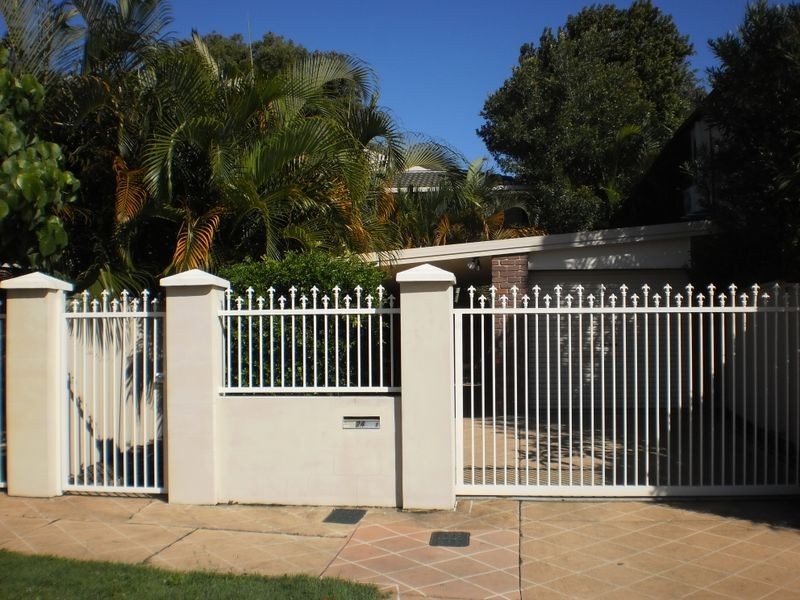 2/24 Loder Street, Biggera Waters QLD 4216