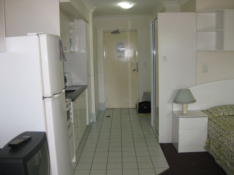 7/125 Frank Street, Labrador QLD 4215